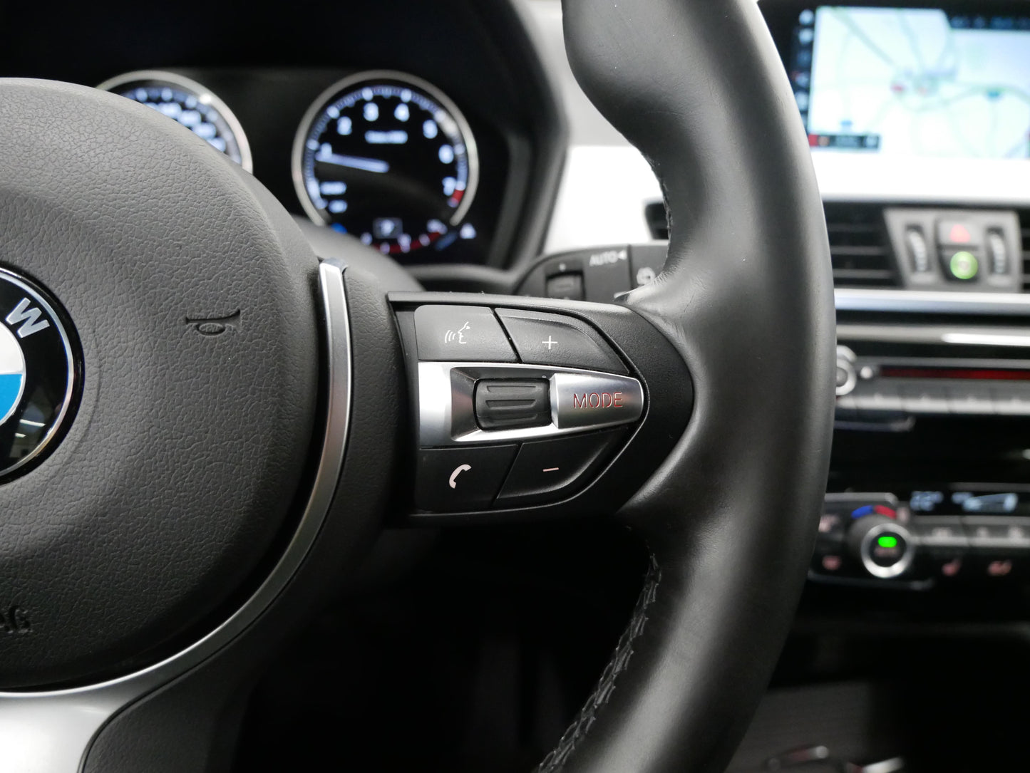 BMW X1 20i 141 kW sDrive Sport Line