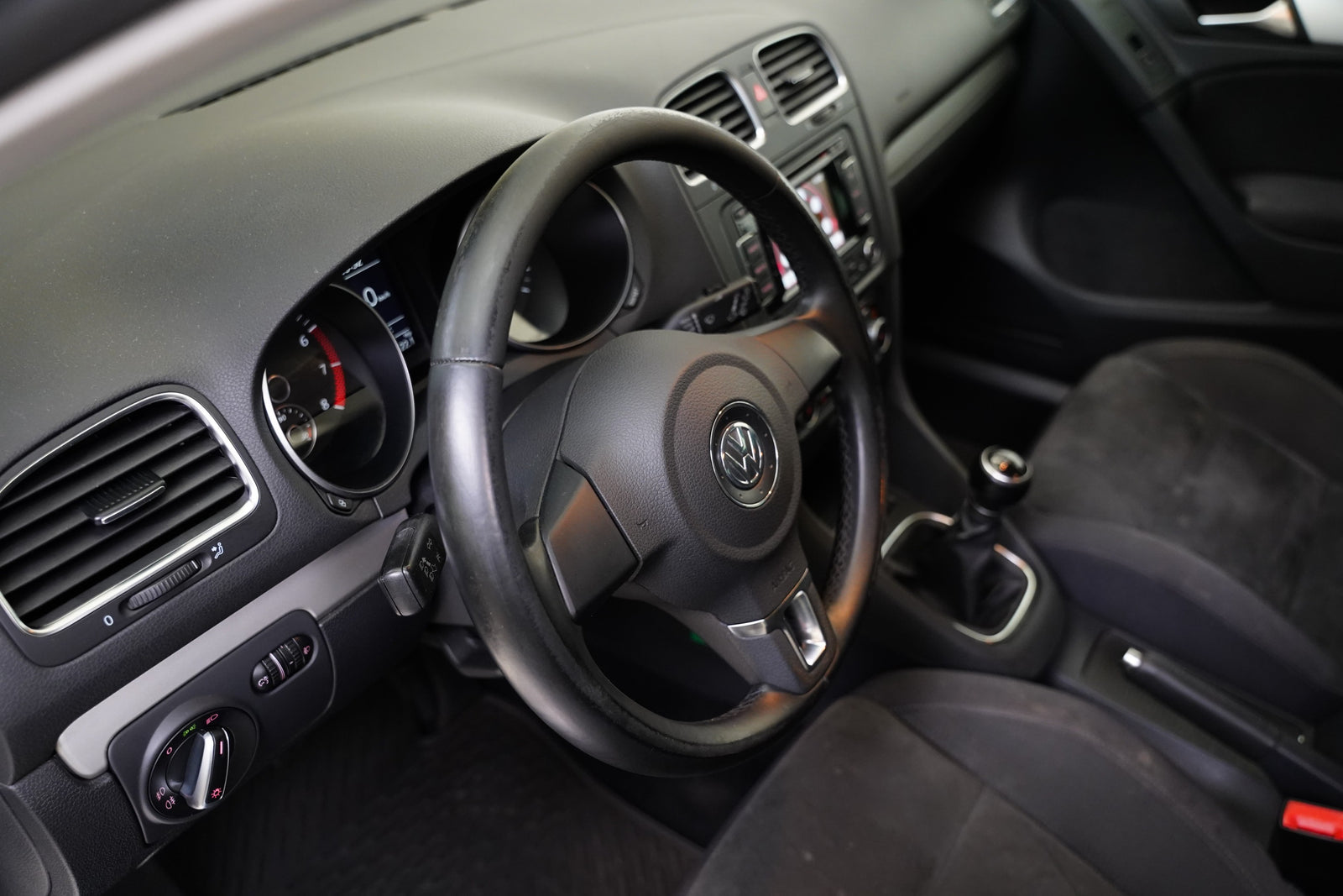 Volkswagen Golf 1.4 TSI 90 kW Highline – foto 14