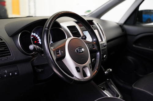 Kia Venga 1.6 i 92 kW CVVT UEFA Euro – foto 14