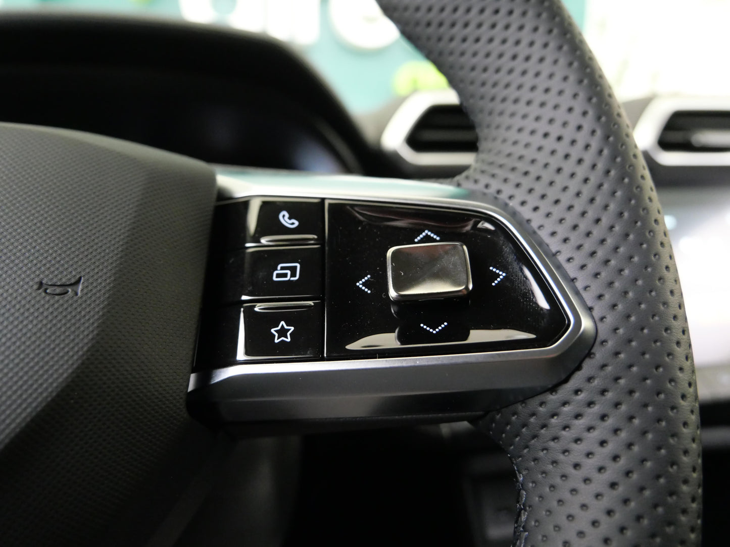 MG ZS 1.5 85 kW Elegance