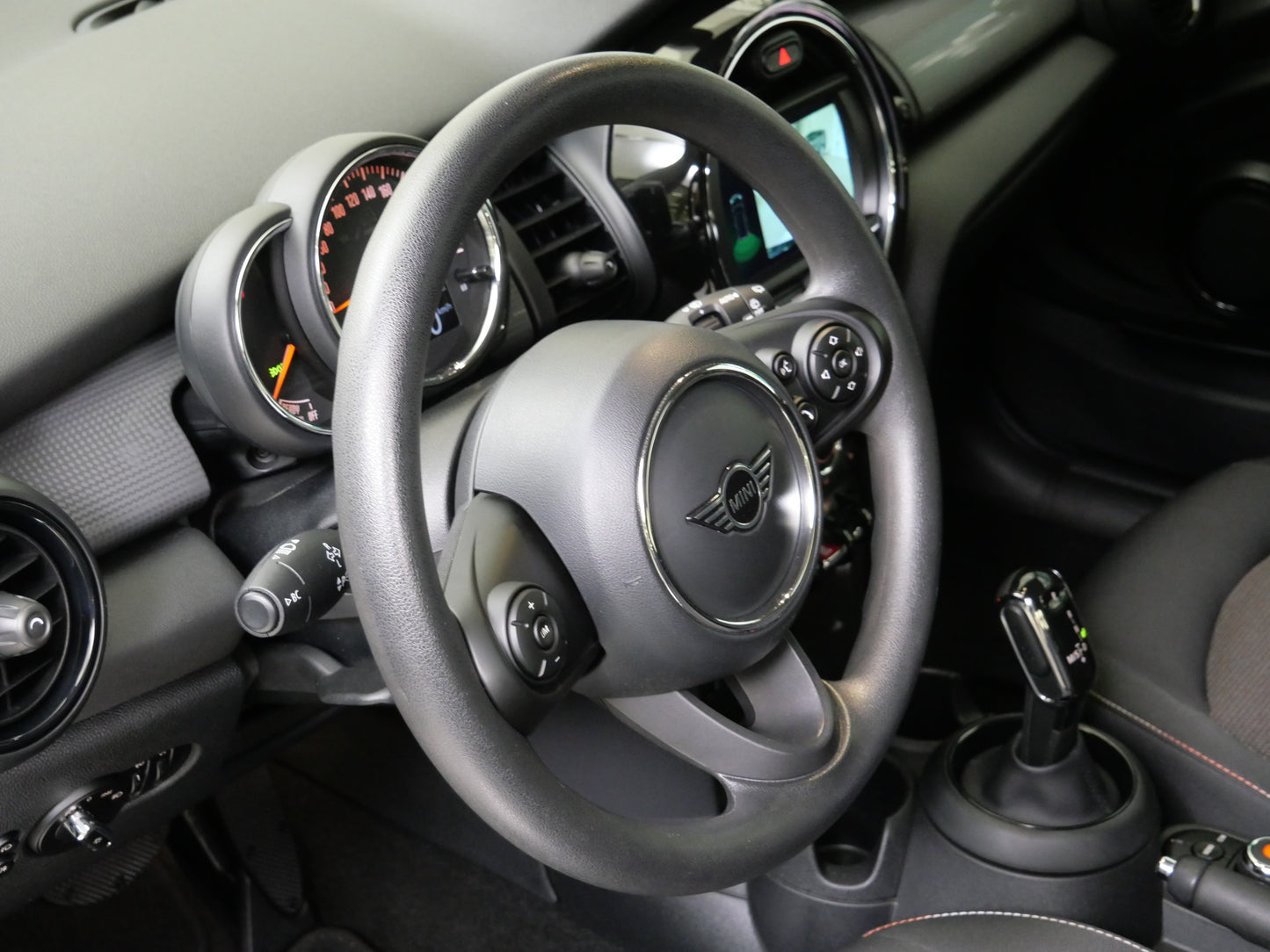 Mini Cooper 1.5i 100 kW