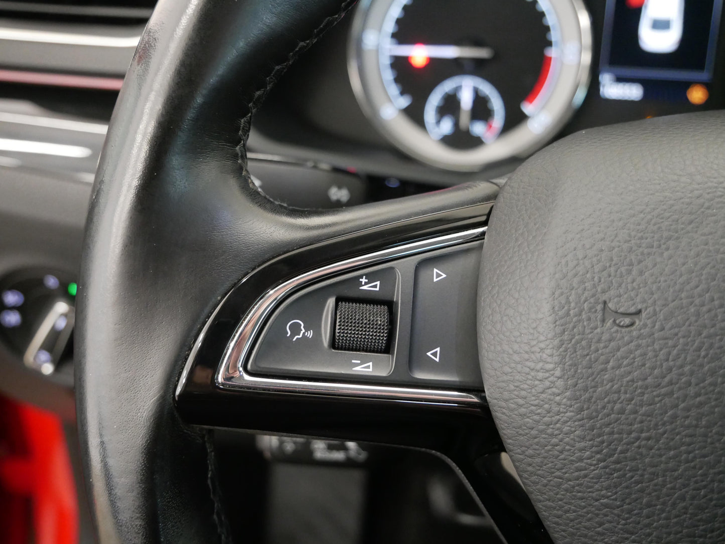 Škoda Superb 2.0 TDI 110 kW 4x4 L&K