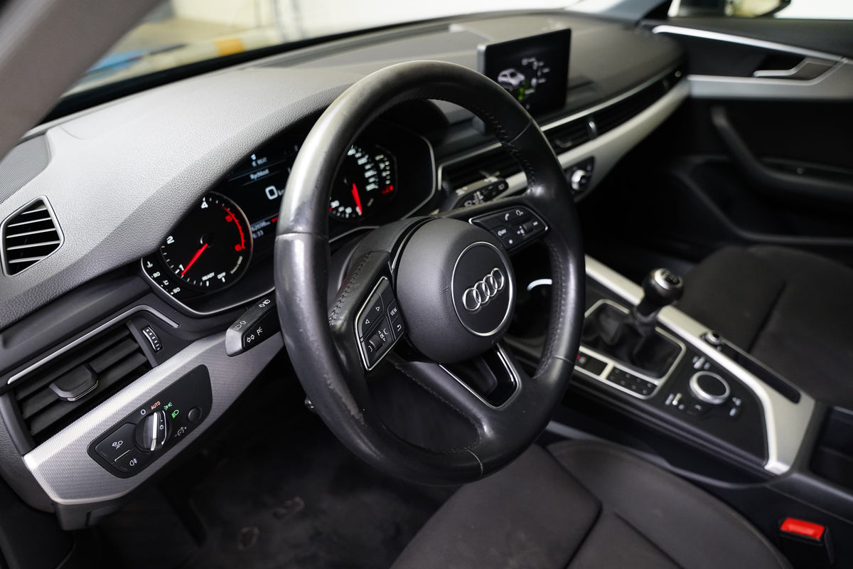 Audi A4 2.0 TDI 110 kW Avant – foto 14