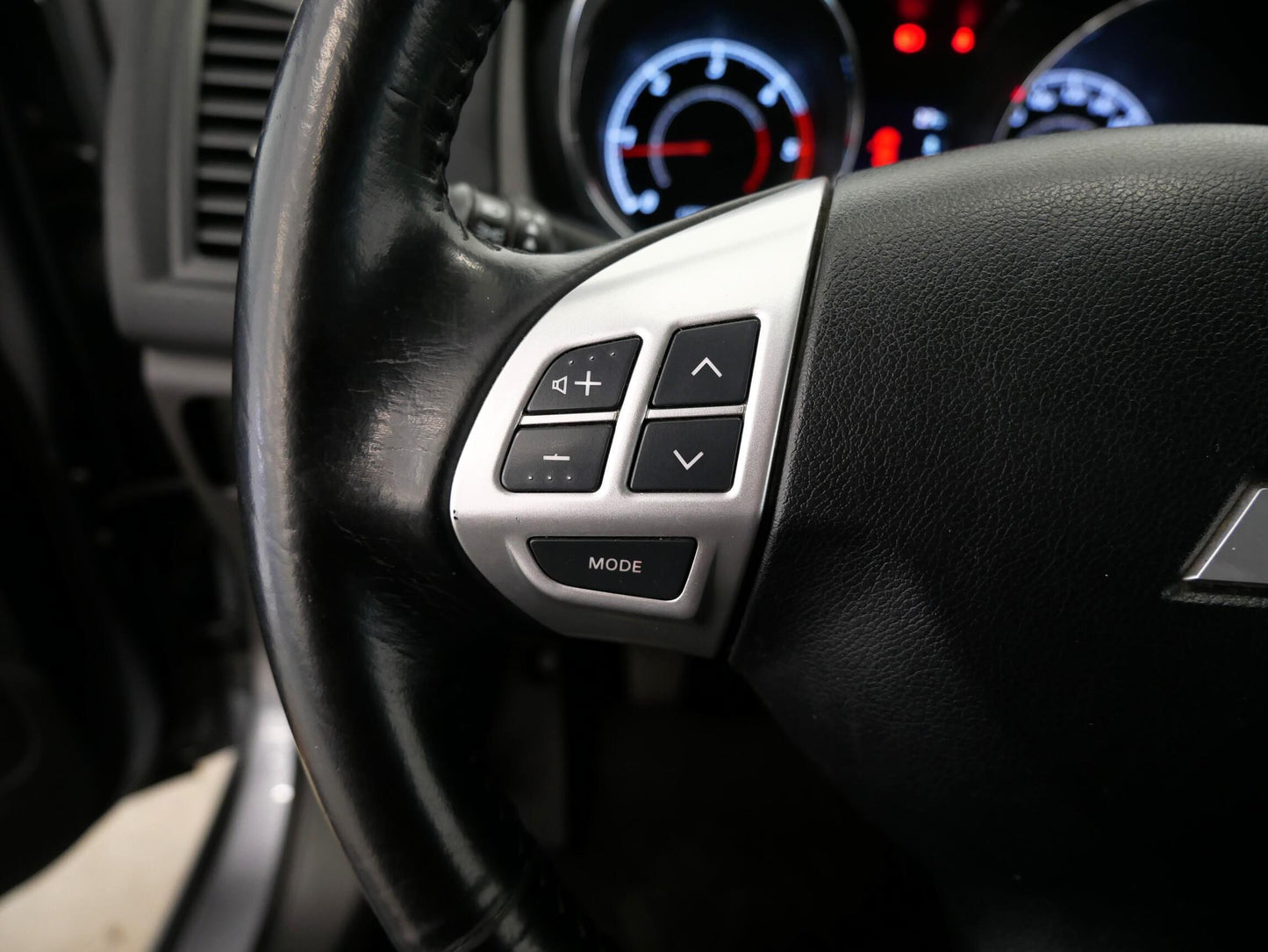 Mitsubishi ASX 1.8 DI-D INVITE