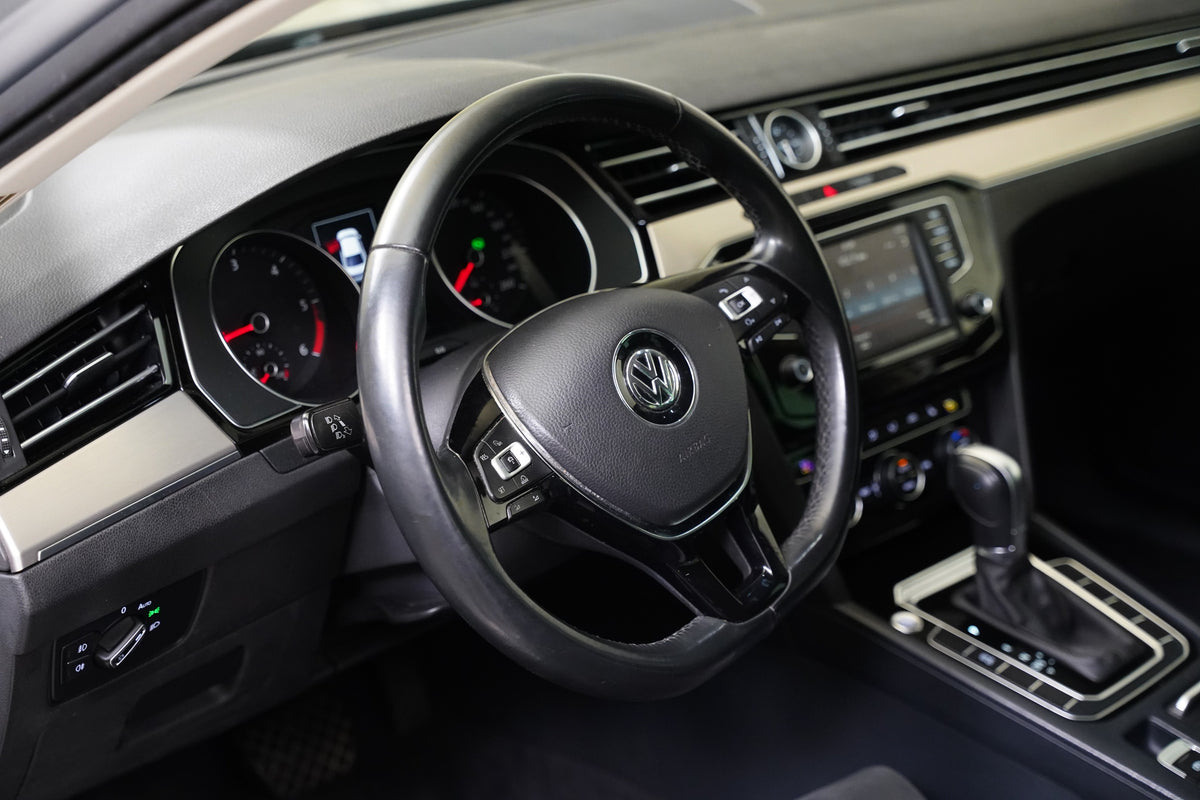 Volkswagen Passat 2.0 TDI 110kW DSG Highline – foto 14