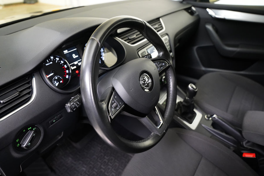 Škoda Octavia 1.6 TDI 81 kW Style – foto 14