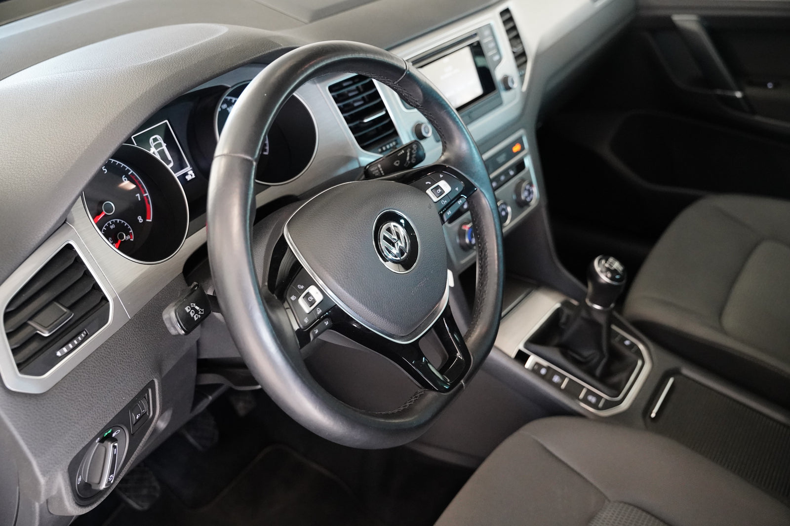 Volkswagen Golf 1.2 TSI 81 kW Comfortline – foto 14