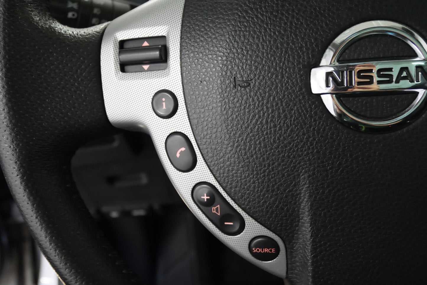 Nissan Qashqai 2.0 i 104 kW Tekna