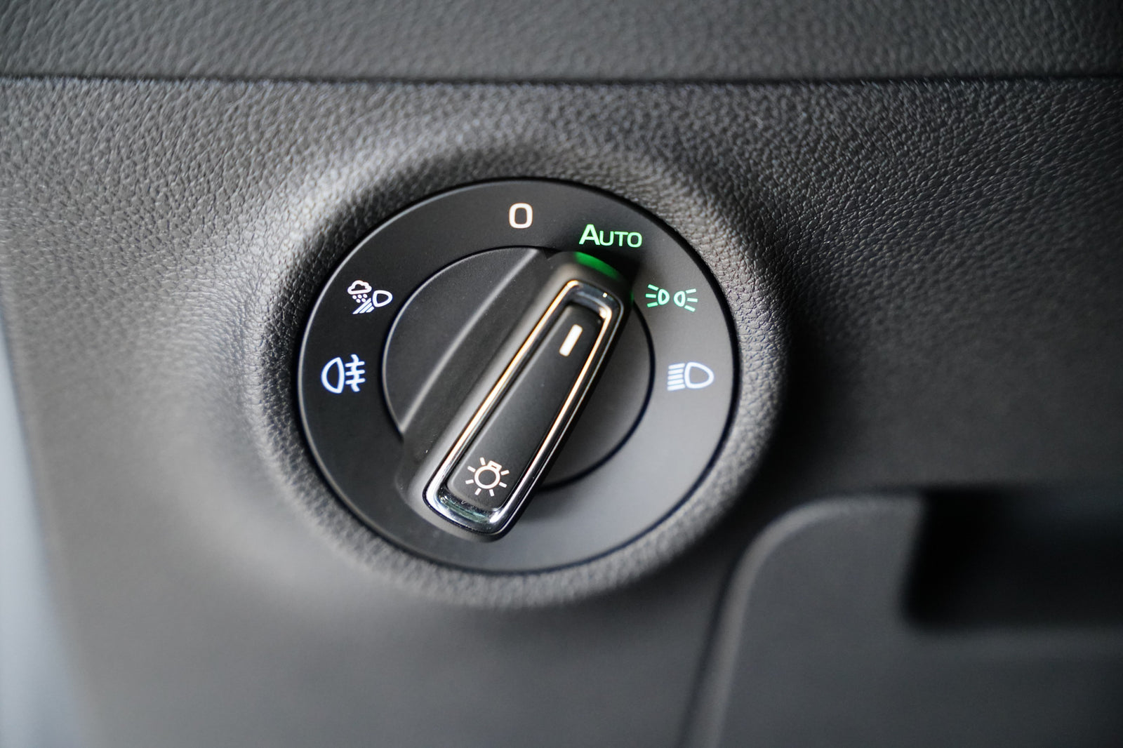 Škoda Karoq 1.5 TSI 110 kW Top Selection – foto 14