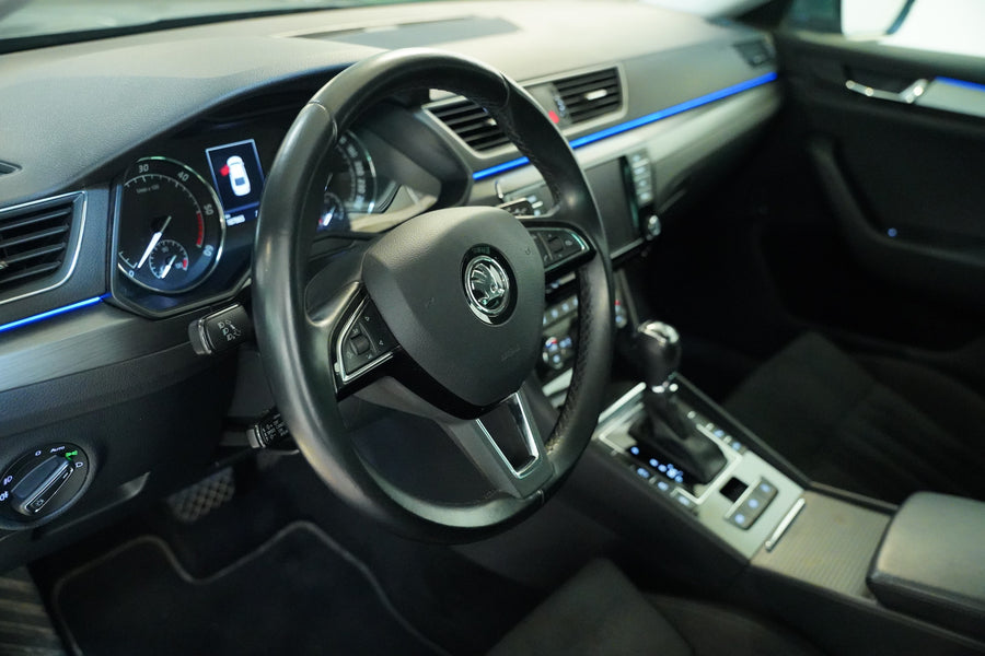 Škoda Superb 2.0 TDI 4x4 Style – foto 14