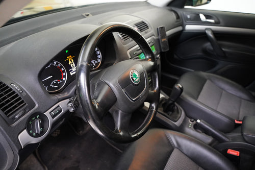 Škoda Octavia 1.9 TDI PD 77 kW Elegance – foto 14