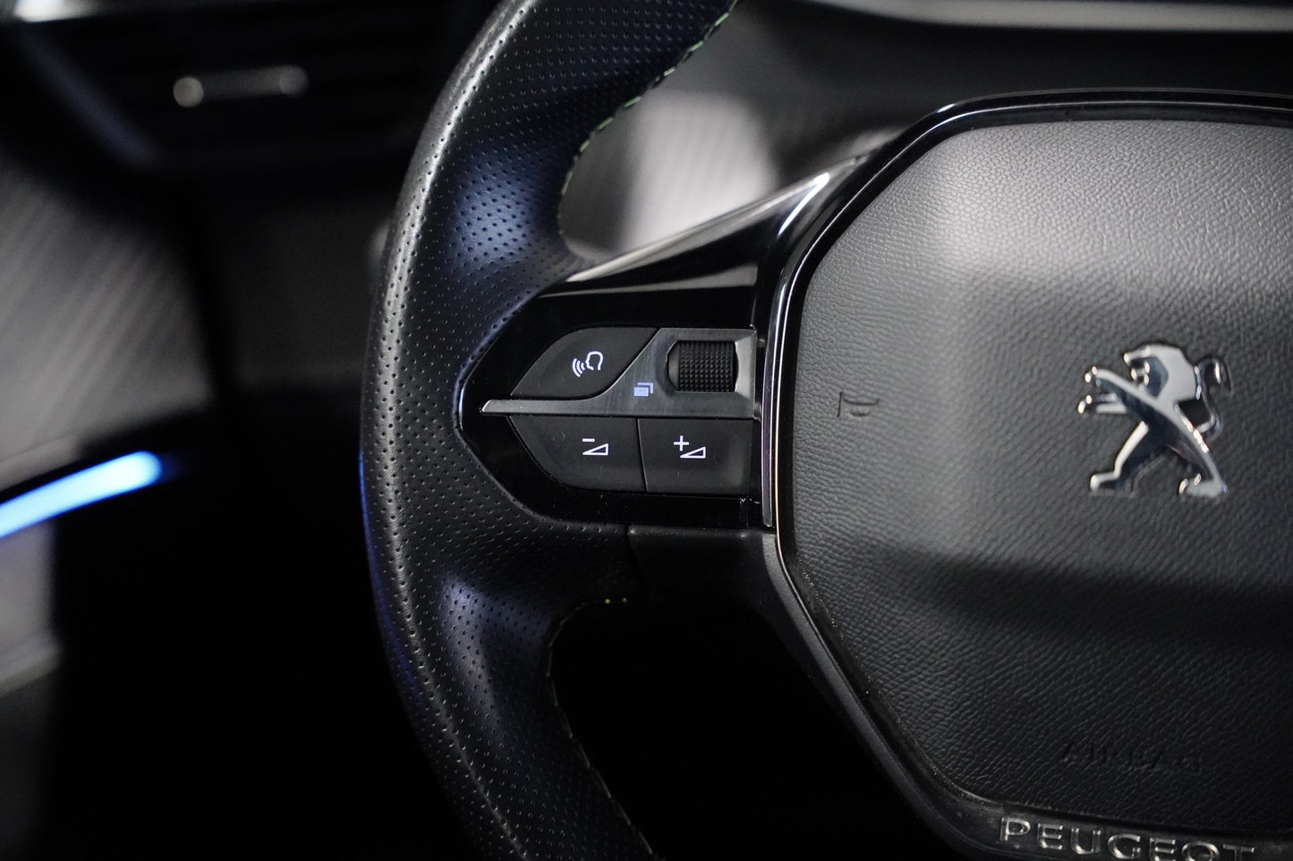 Peugeot 2008 1.2 PureTech 96 kW GT