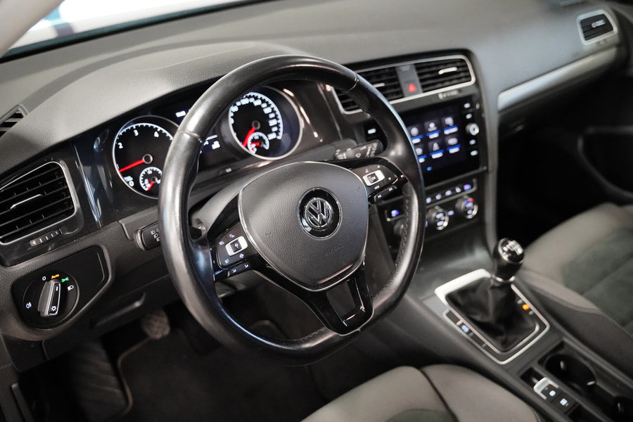Volkswagen Golf 2.0 TDI 110 kW Comfortline – foto 14