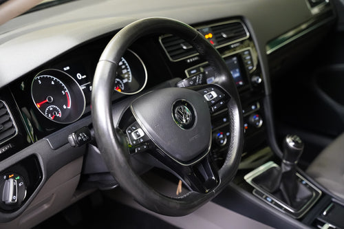 Volkswagen Golf 1.6 TDI 77 kW Highline – foto 14
