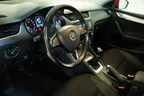 Škoda Octavia 1.6TDI 85kW AMBITION – foto 14