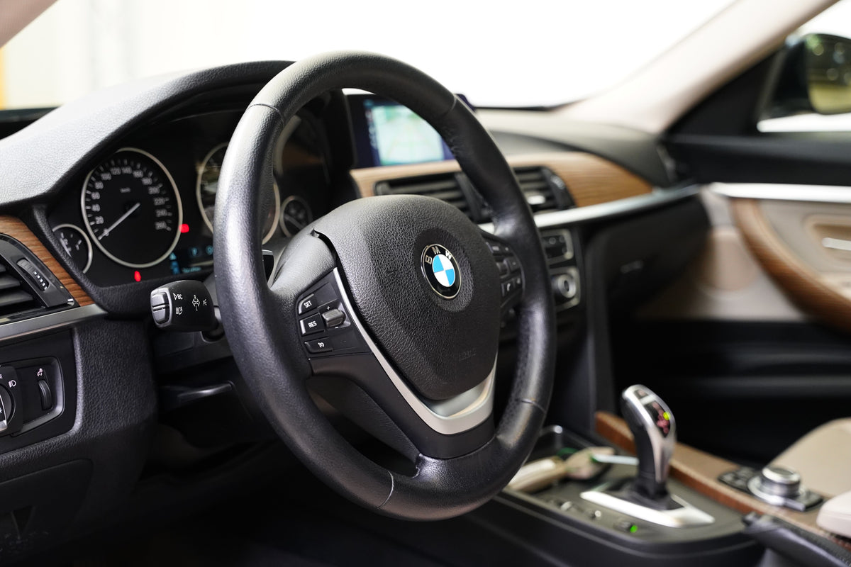 BMW Řada 3 320d 135 kW xDrive GT – foto 14