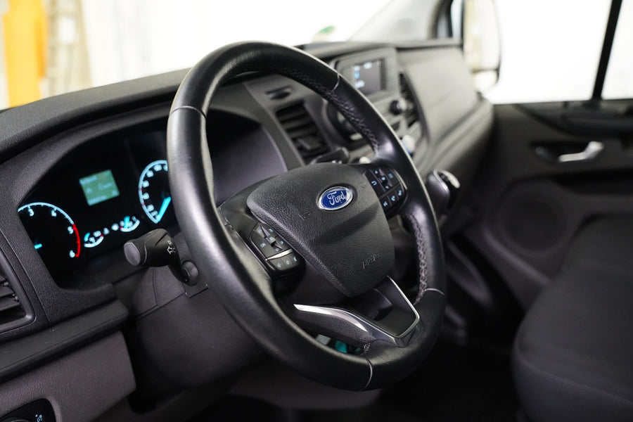 Ford Tourneo Custom 2.0 TDCI 77 kW – foto 14