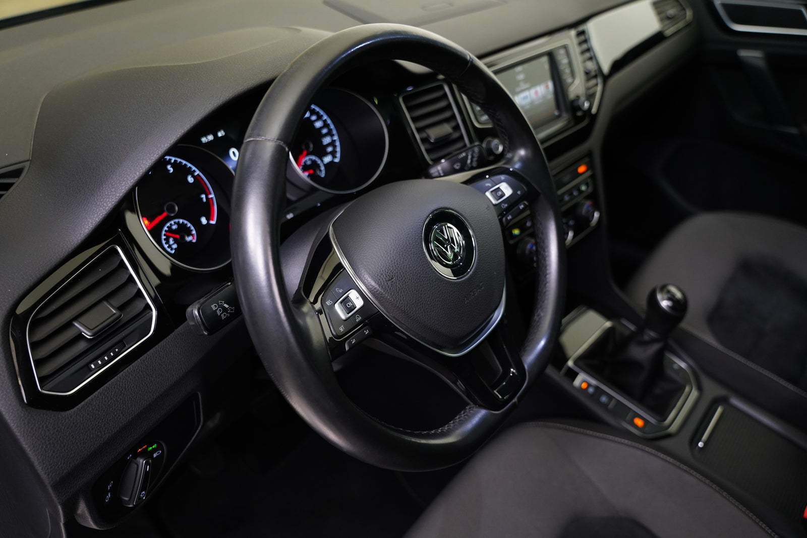 Volkswagen Golf 1.4 TSI 110 kW Highline – foto 14