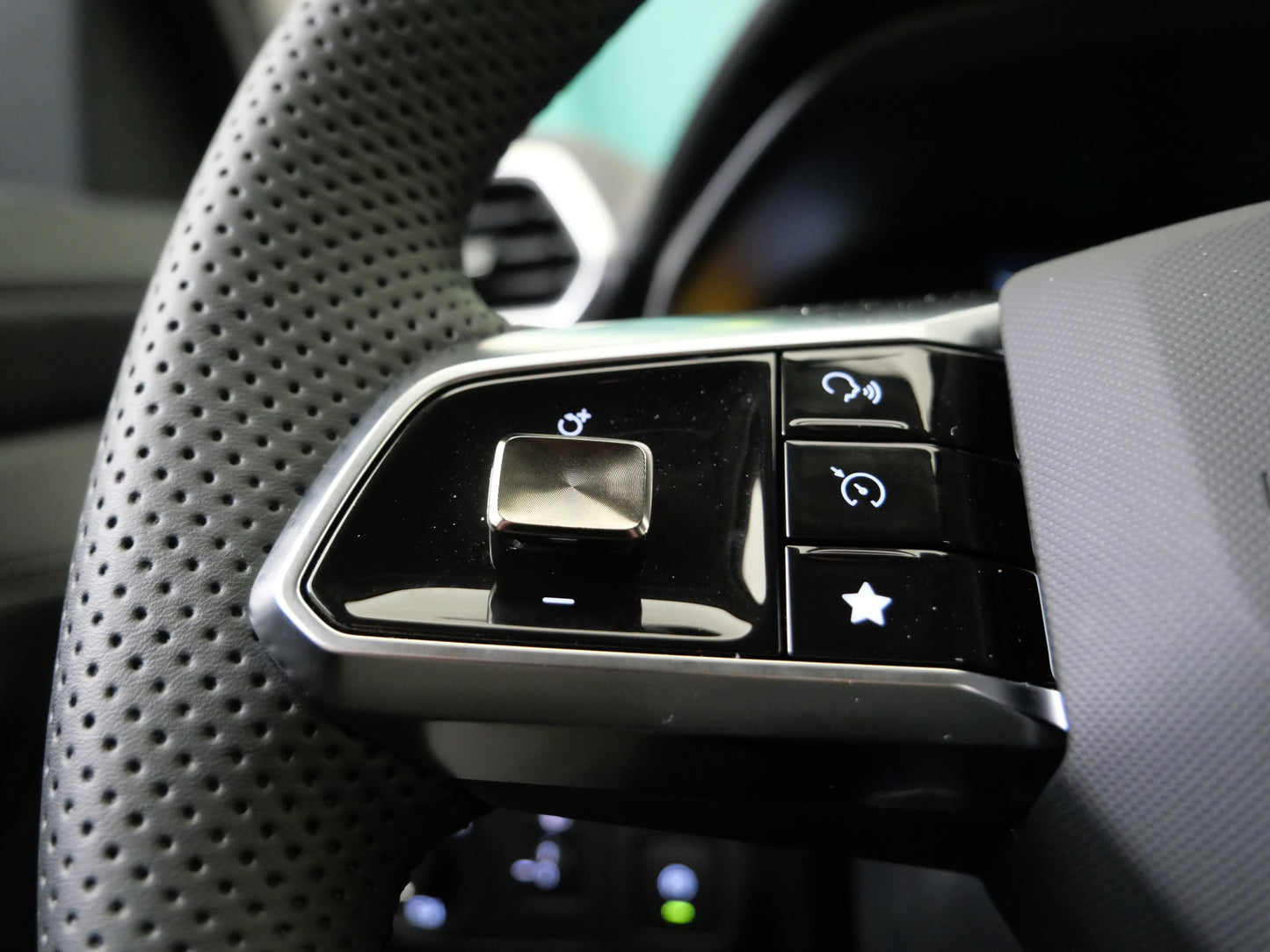 MG ZS 1.5 85 kW Elegance