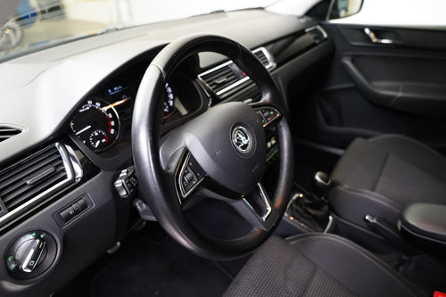 Škoda Rapid 1.6 TDI 77 kW Elegance – foto 14
