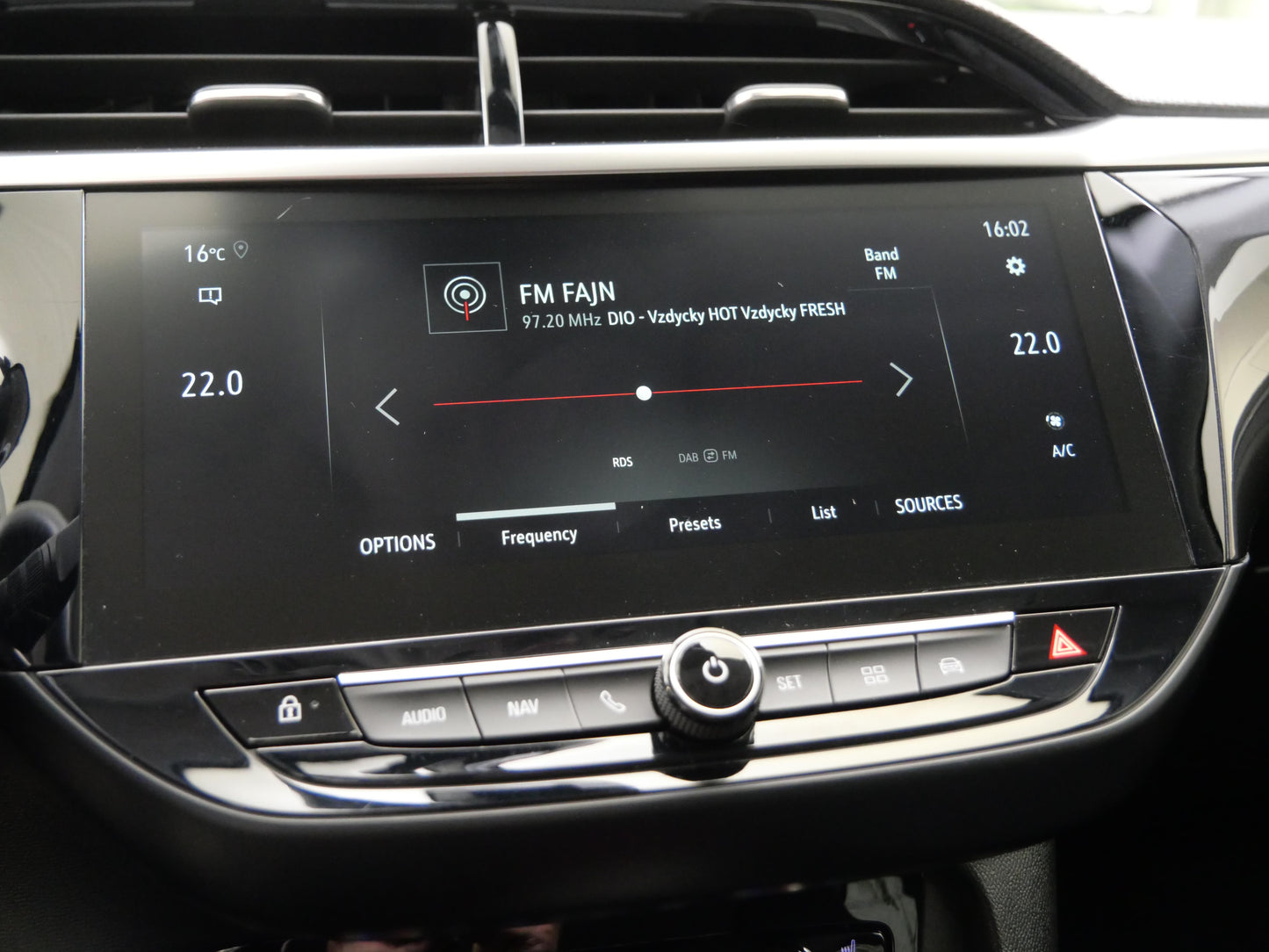 Opel Corsa 1.2 i 74 kW Turbo Elegance