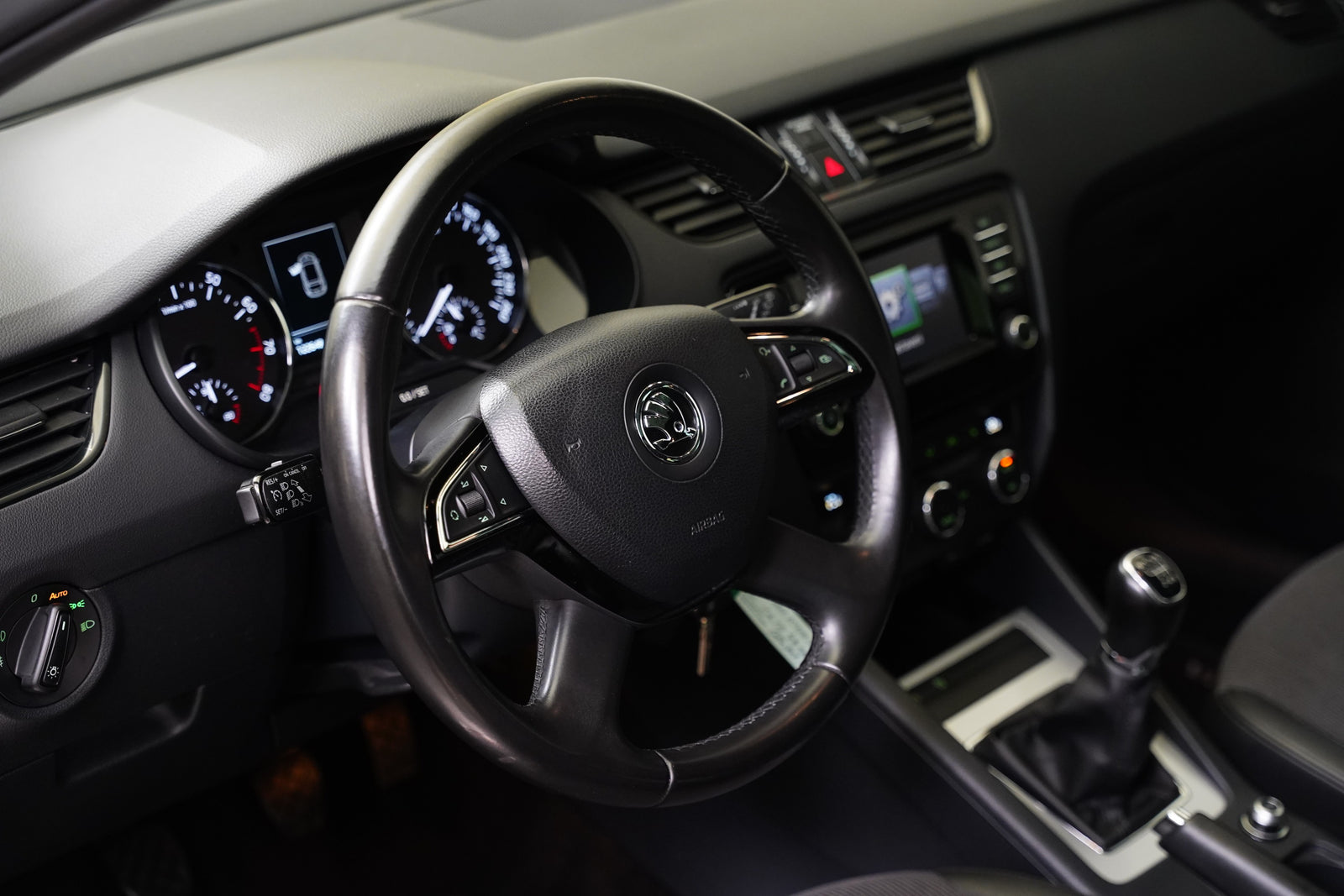 Škoda Octavia 1.2 TSI 77 kW Elegance – foto 14