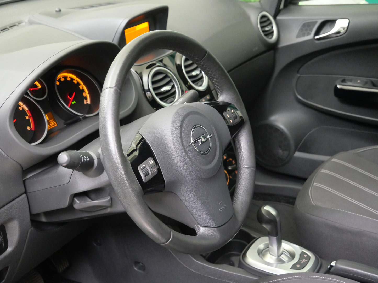 Opel Corsa 1.2i 63 kW Easytronic