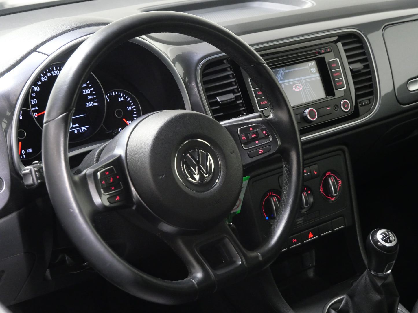 Volkswagen Beetle 1.4 TSI 118 kW Design