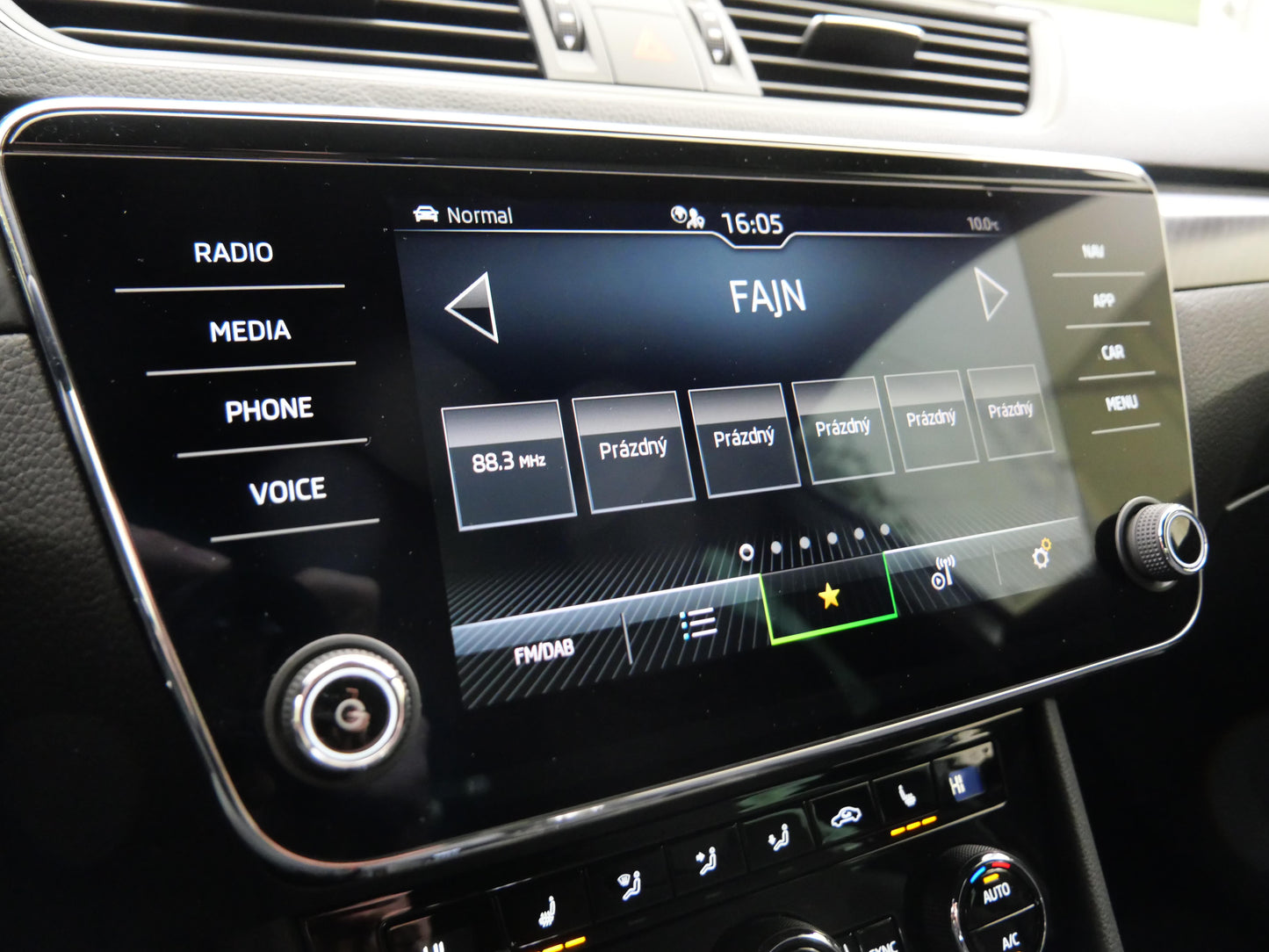 Škoda Superb 1.5 TSI 110 kW DSG SportLine