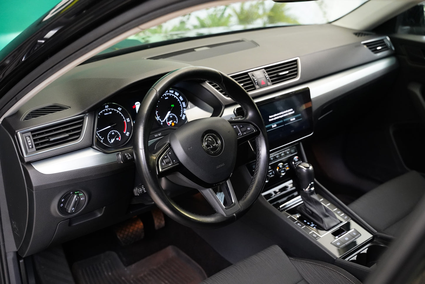 Škoda Superb 2.0 TDI 140 kW Business