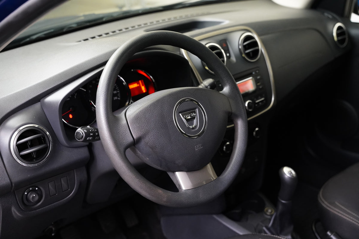 Dacia Sandero 1.2 i 16V 55 kW Laureate