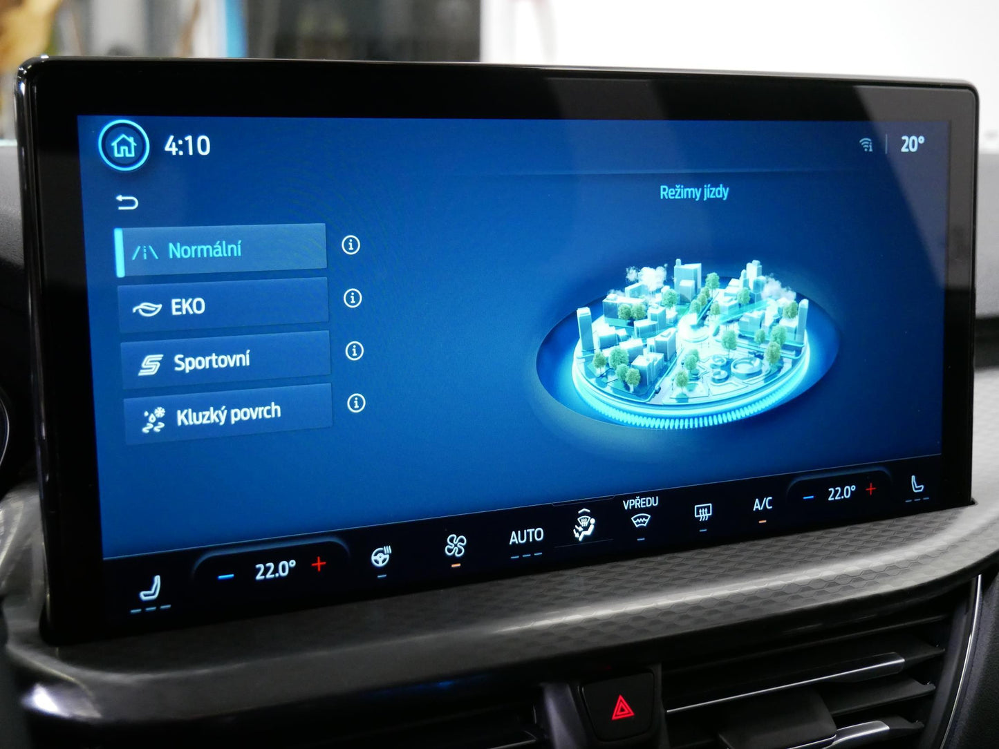 Ford Kuga 1.5 EcoBoost 136 kW Titanium