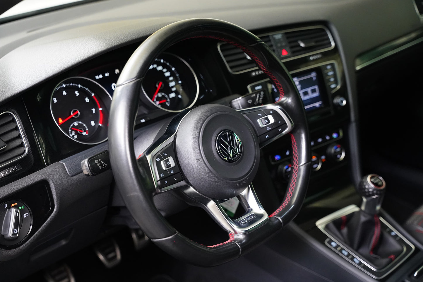 Volkswagen Golf 2.0 TSI 169 kW GTI Performance
