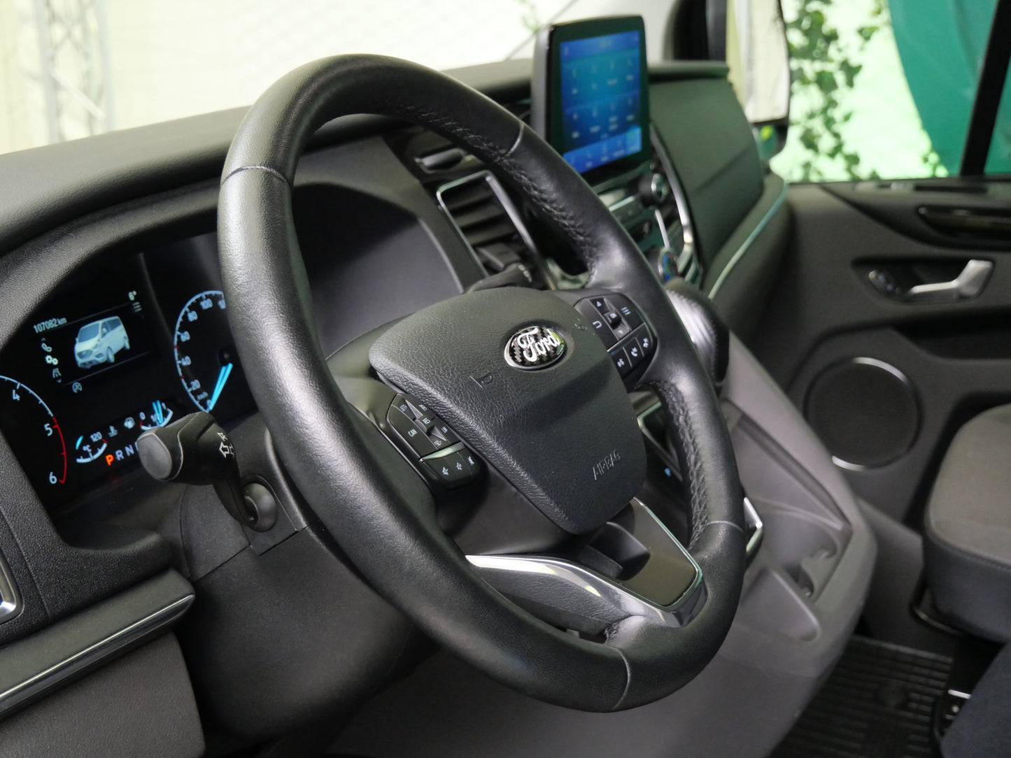 Ford Tourneo Custom 2.0 EcoBlue 96 kW Titanium L1
