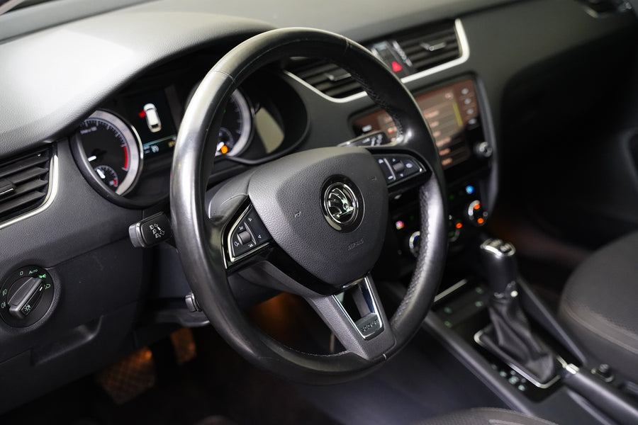 Škoda Octavia 2.0 TDI 135 kW 4x4 Scout – foto 14