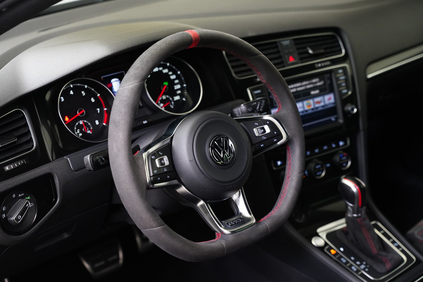 Volkswagen Golf 2.0TFSI 169 kW GTI Performance