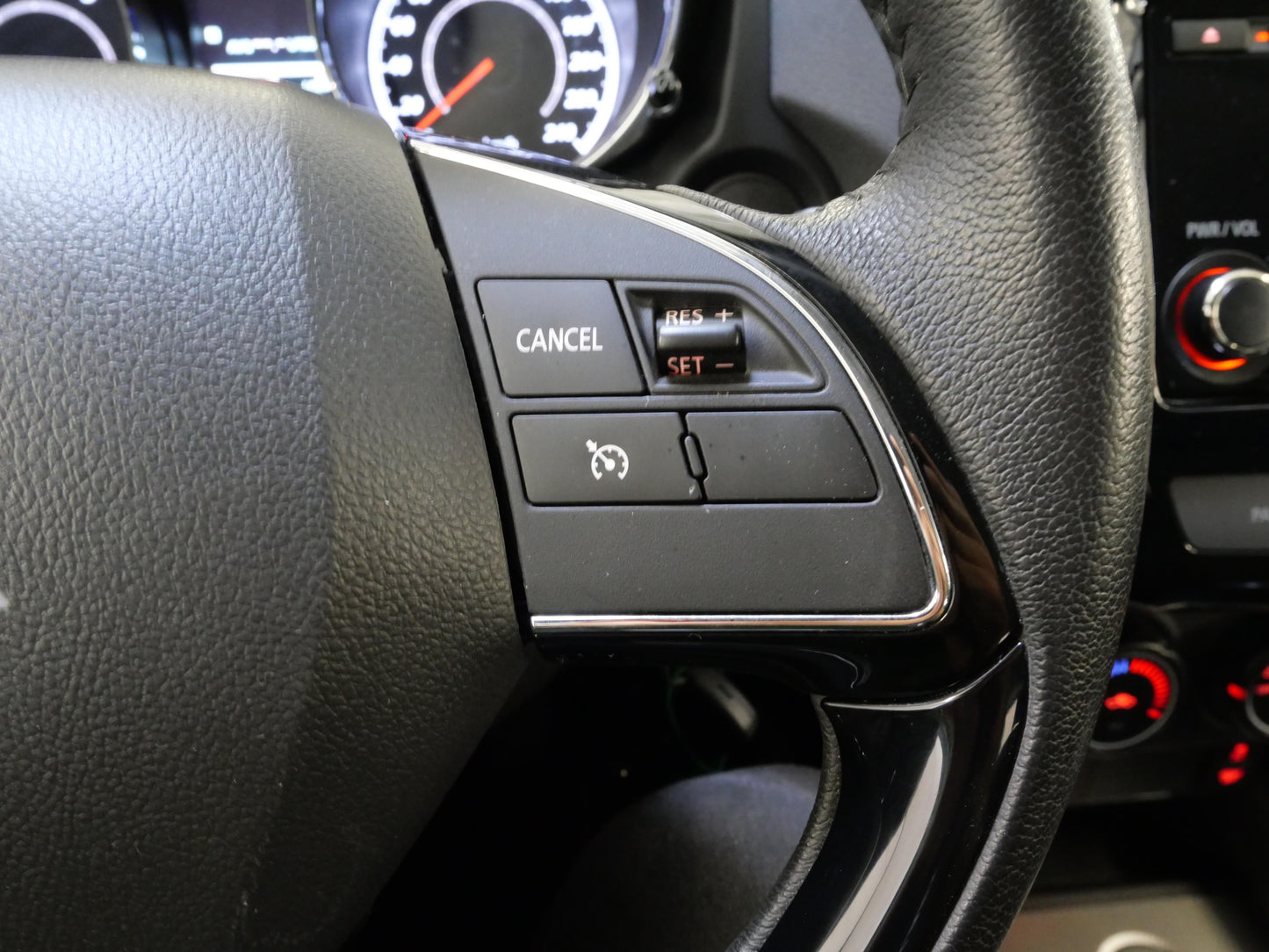 Mitsubishi ASX 2.0i INVITE 110 kW
