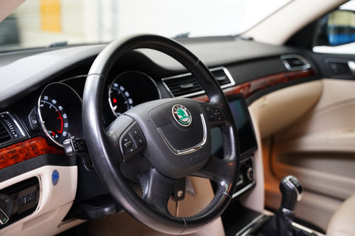 Škoda Superb 2.0 TDI 103 kW Elegance – foto 14