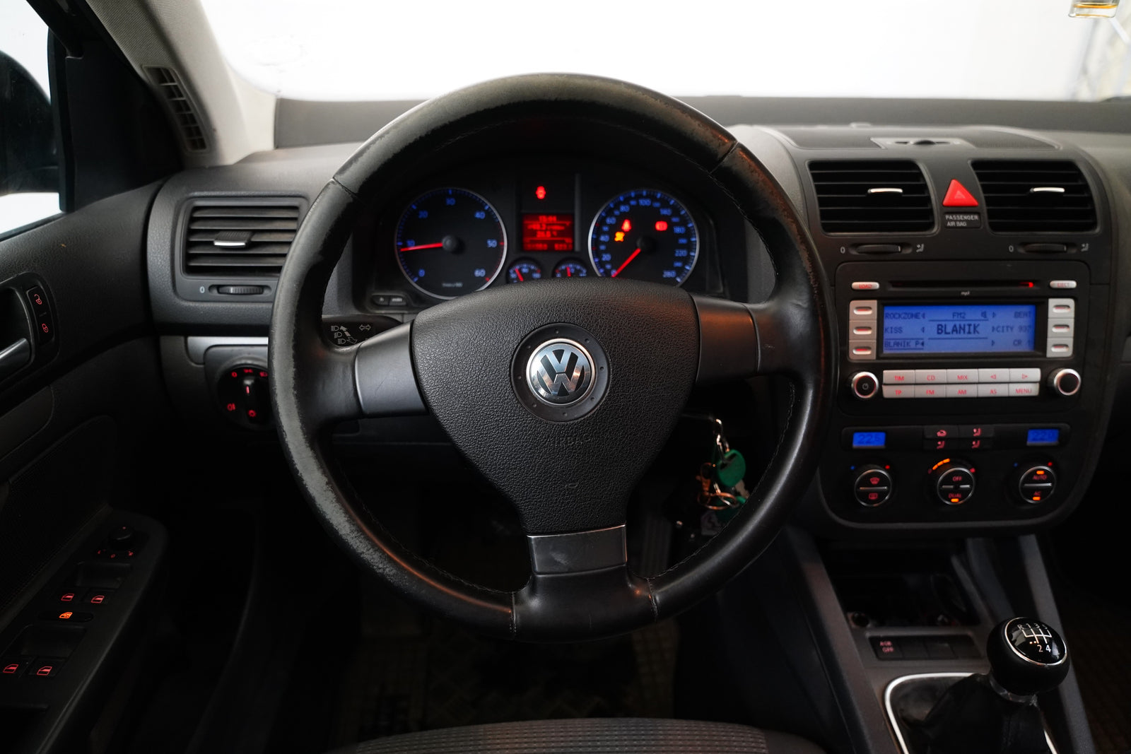 Volkswagen Golf 1.9 TDI 77 kW Trendline – foto 14
