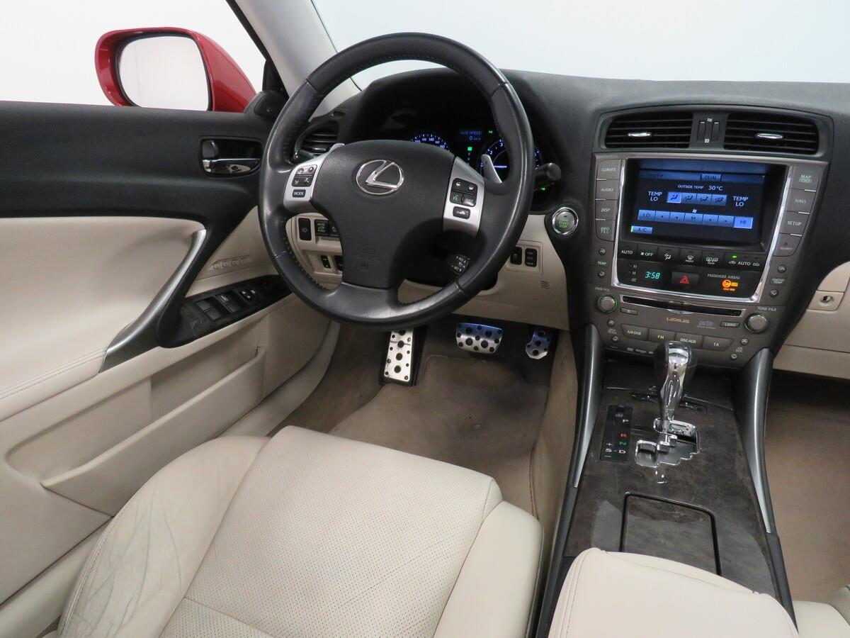 Lexus IS 2.5 V6 153 kW Luxury