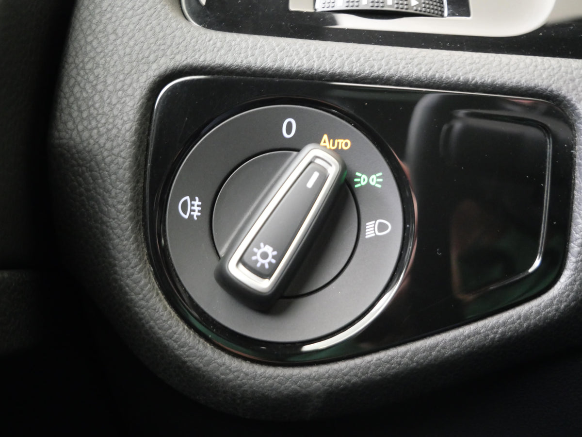 Volkswagen Golf 2.0 TSI 221 kW 4Motion "R"