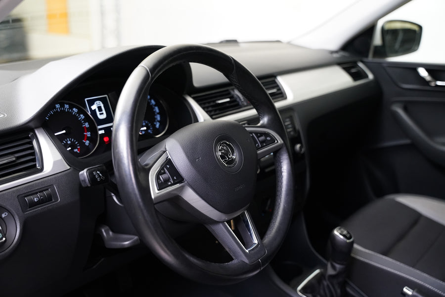 Škoda Rapid 1.4 TDI 66 kW Ambition – foto 14
