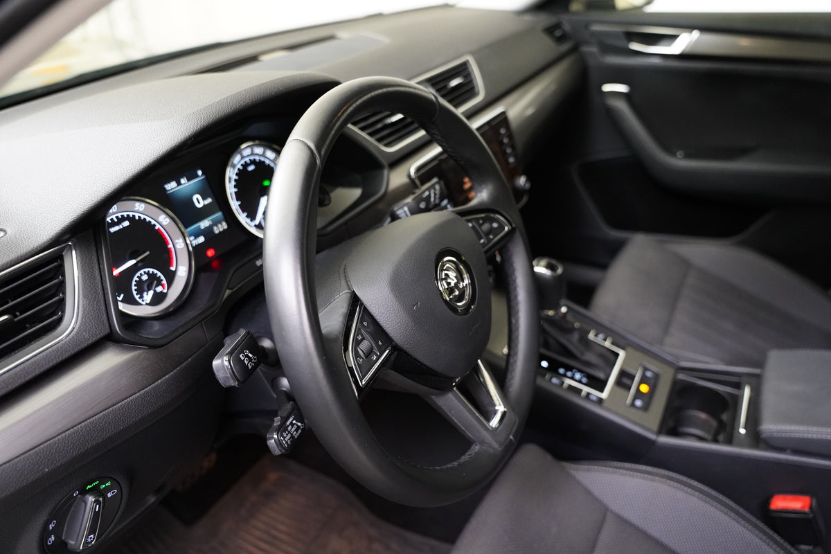 Škoda Superb 2.0 TSI 140kW Style Combi DSG