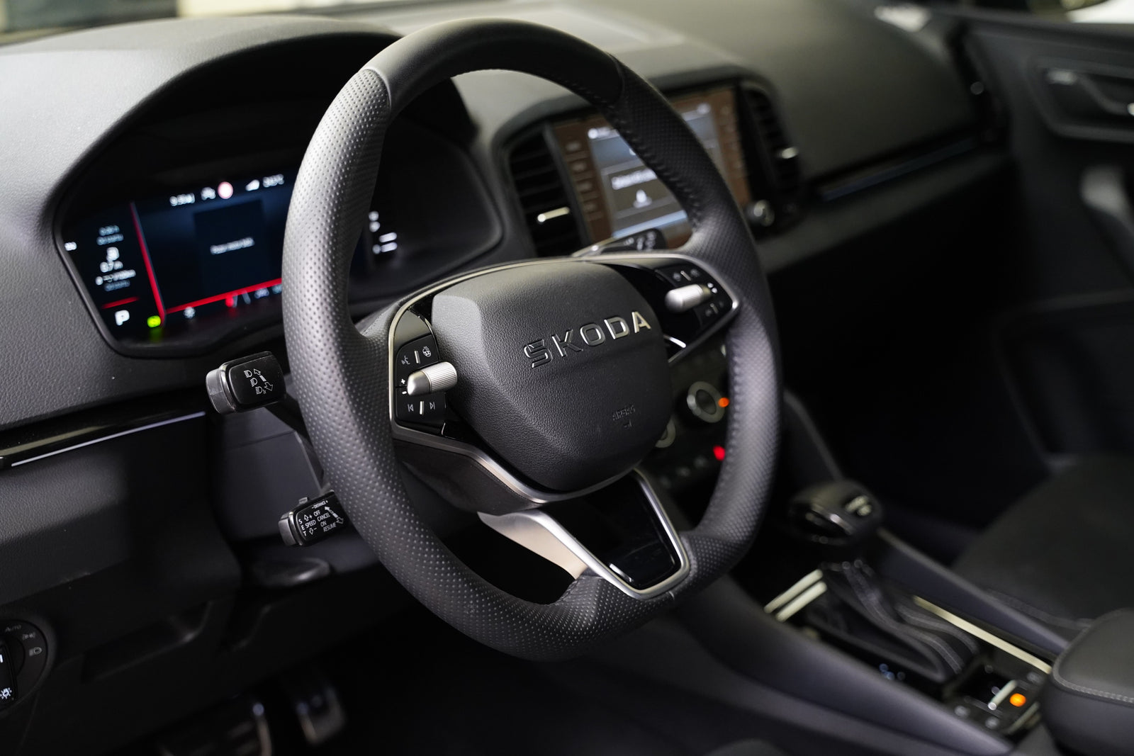 Škoda Karoq 2.0 TDI 110 kW Sportline – foto 14