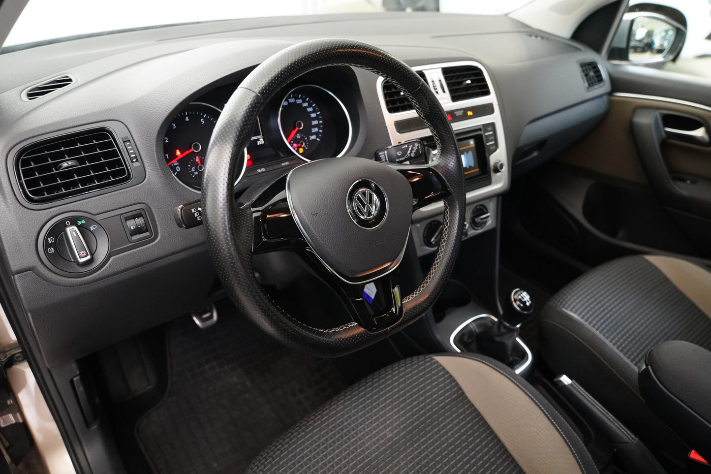 Volkswagen Polo 1.2 TSI 66 kW Cross