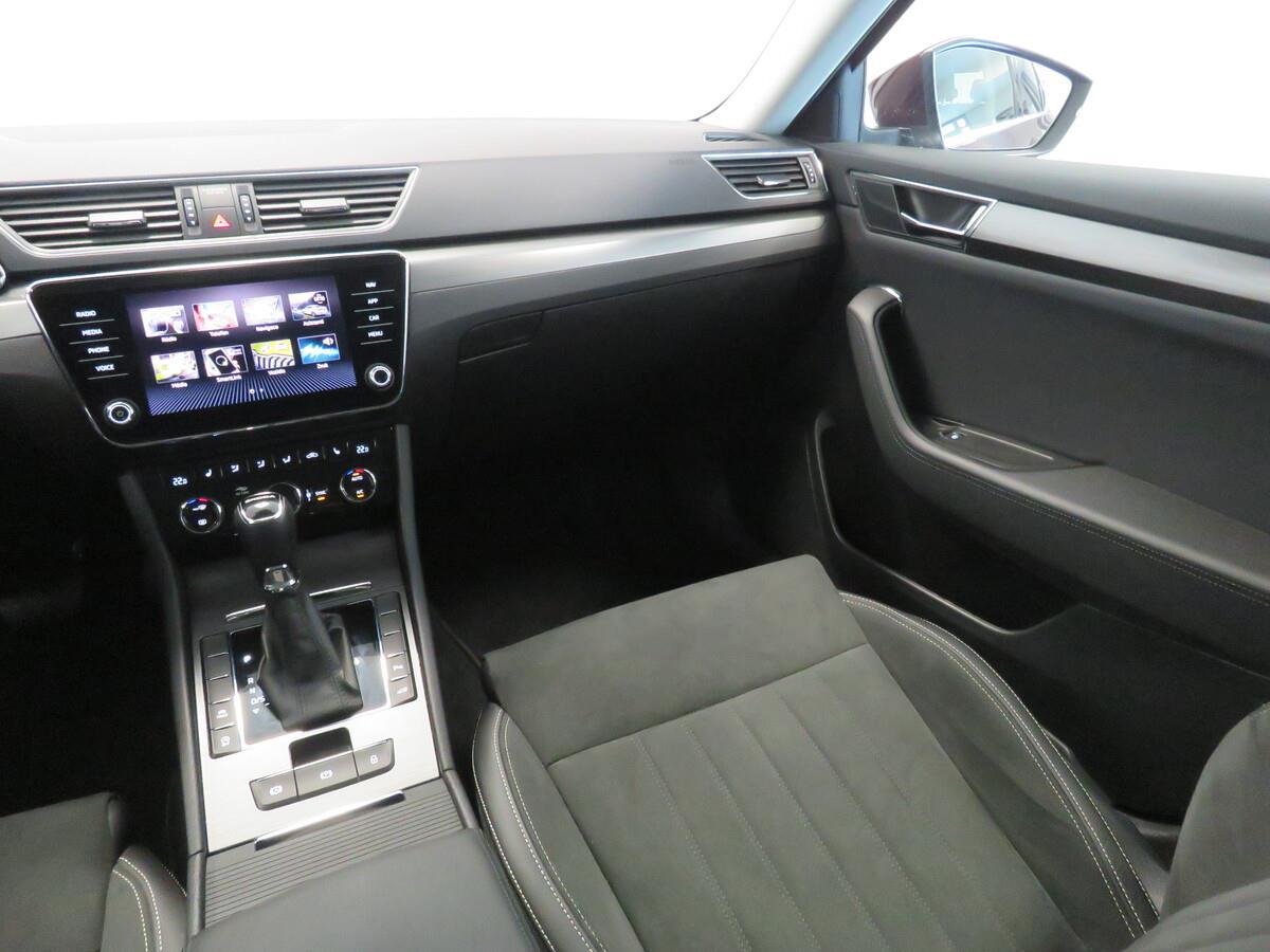 Škoda Superb 2.0 TDI 110 kW Style plus