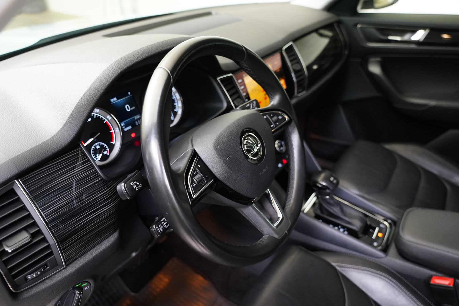 Škoda Kodiaq 2.0 TSI 140 kW 4x4 Style – foto 14