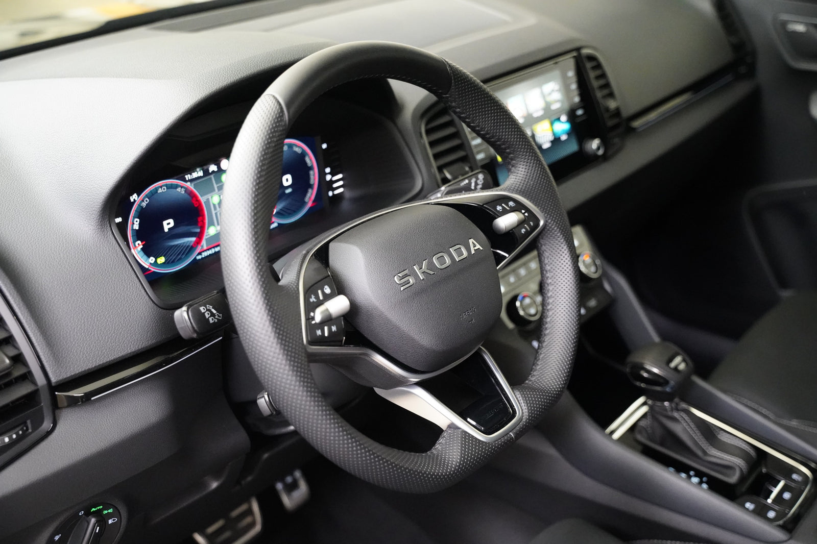Škoda Karoq 2,0 TDI 110 kW 4x4 Sportline – foto 14