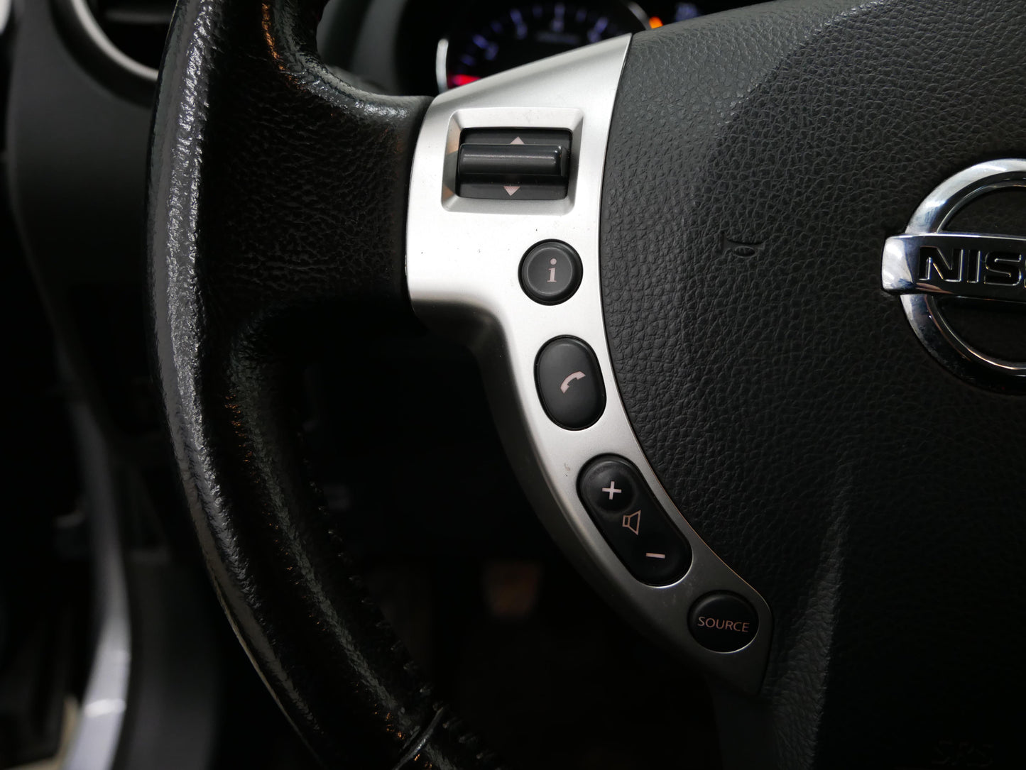 Nissan Qashqai 2.0 i 104 kW Acenta