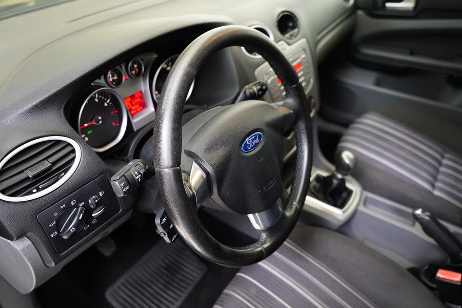 Ford Focus 1.6 16V 74 kW – foto 14